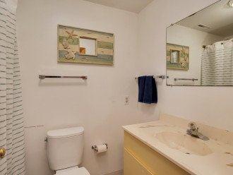 Lower Level Full Bathroom with Tub/Shower Combination