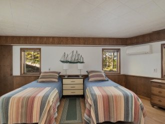 Lower Level Twin Bedroom