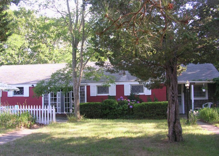 The Cape Cod Cottage - Price Includes BEACH PASS, Bikes & ALL Taxes &Fees #1