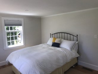 Bedroom #2 (queen bed)