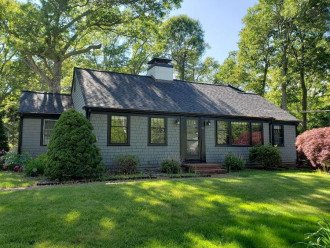 Lovely Centerville Getaway, Completely Renovated, with Long Pond Access