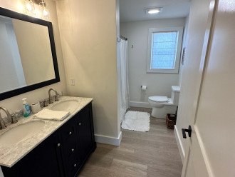 Newly Renovated New Silver 4 Bed! #1