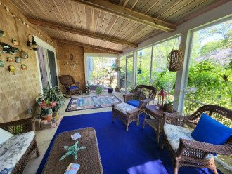 Relax! Screen Porch, private yard, and close to West Dennis beach! Pet friendly #1