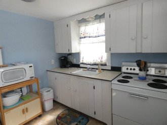Sea Star Bay Cottage-Cute updated cottage with Central Air near ocean beaches! #1