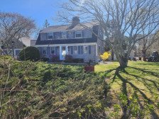Charming & Spacious home near Englewood beach in West Yarmouth-Pet Friendly!