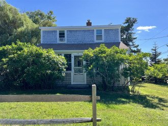 Cozy Beach House in Nauset Heights #1