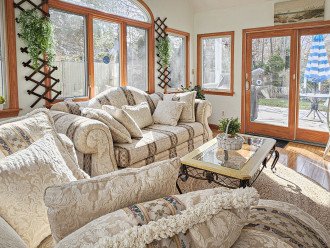Sunroom | Connecting to outdoor patio