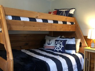 Second Bedroom Bunkbeds (Twin and Full)