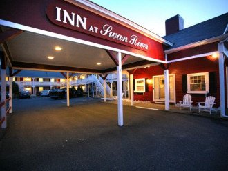 Inn at Swan River - Junior King Suite #1
