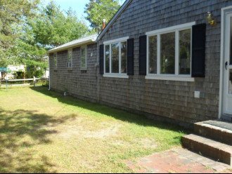 4 Bed 2 Bath Ranch incl. A/C close to great beaches on quiet circle #1